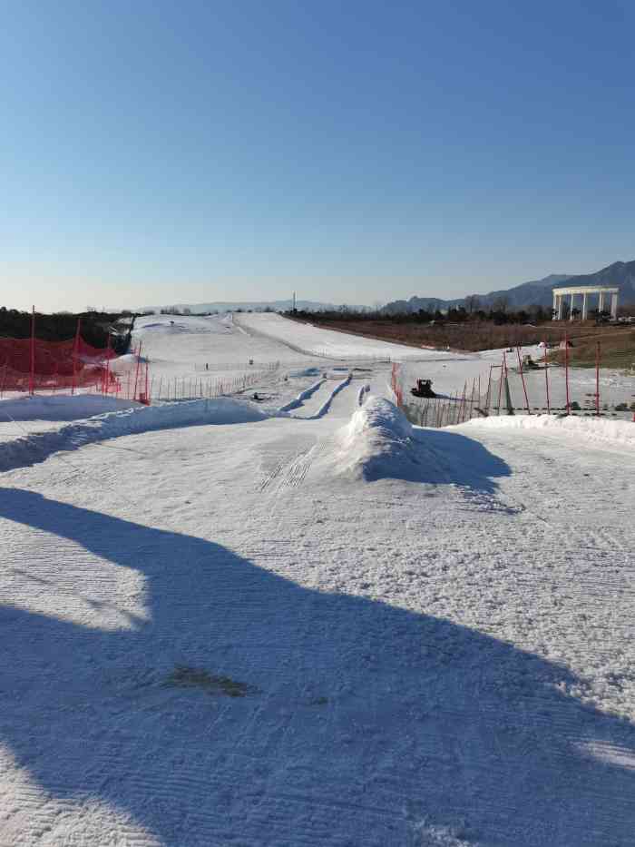 昌平华彬生态园滑雪场图片