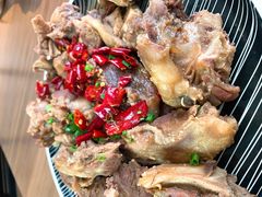 -有红鸡毛店·川菜(建设路店)