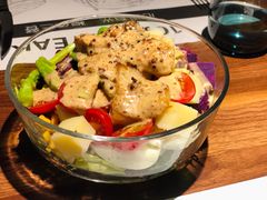 减脂沙拉-10號公馆专业果木牛排餐厅