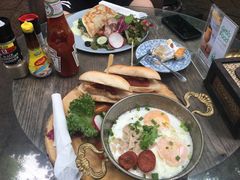 -Fern Forest Cafe
