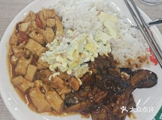 打了一个豆腐，送了这么多菜，还都是下饭菜