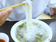 -建国蚵煎蚵面