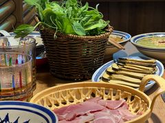 -洱火云南酸菜牛肉火锅(石景山当代商城店)
