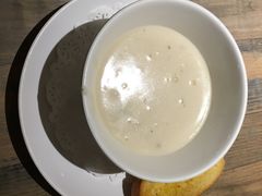 蘑菇忌廉汤-卡朋西餐(较场西路店)