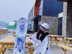 -鳌山滑雪度假区