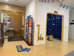 -戊辰亲子游泳俱乐部