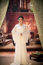 点击看大图 -九月鹰飞汉服摄影工作室