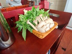 -老来福·非遗酸汤兔(凯旋路店)