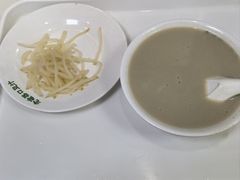 豆汁-老磁器口豆汁店(天坛店)