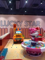 -LuckyStar幸运星家庭娱乐中心(东莞国贸店)