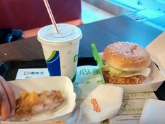 -德克士(安新百隆购物店)