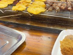 -哈尔滨小酒馆·鲜肉现穿自助烧烤(康新花园店)
