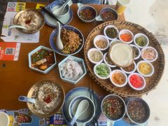 -包整·丝娃娃(一览甲秀楼风景店)