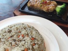 香椿炒饭-云来居素食馆(东门店)