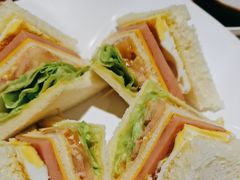 -隆隆金大茶楼(地王广场店)