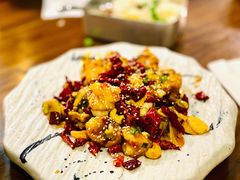 宫爆茄香虾球-又见小河浜·盐帮川菜(松江商业广场店)