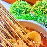 野人串吧邀请你去大山洞里享受烤串盛宴  