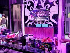 -皇马纯KTV·量贩·聚会(民治店)
