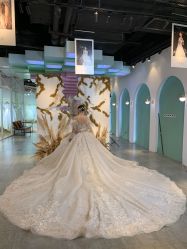 -欣薇婚纱(新源乐汇城店)