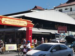 -瓦洛洛传统市场
