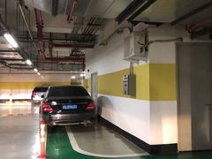 -北京银泰中心-停车场