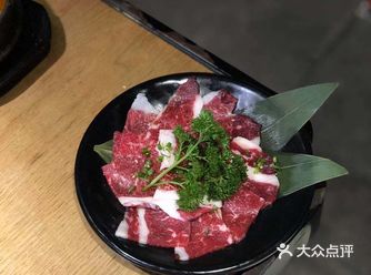 红是有道理的烤肉的确好吃