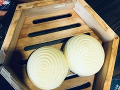 -豪享来中西餐厅(延安东路店)