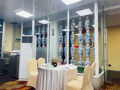 -鹿鸣酒家(越秀店)