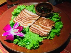 卡拉山火塘烧肉-花马天堂云南餐厅 Lost Heaven(外滩店)