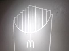 -麦当劳(中山公园龙之梦店)