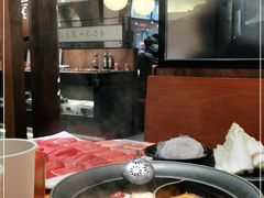 -呷哺呷哺(普陀乐购真北店)