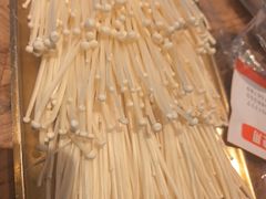 -山河屯铁锅炖(绥望路店)