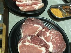 -哈哈碳都·牛肋条无限自助烤肉(台江万达店)