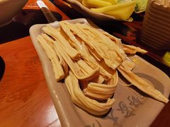 -舒家大院重庆老火锅(纪念塔店)