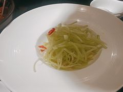 -高第街56号餐厅(泰安万达店)