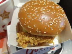 -肯德基(洛川店)