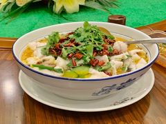 水煮鱼-峰少印宴·私房菜·生猛海鲜·地道水乡菜(万江店)