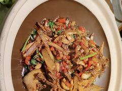 -吃饭皇帝大土家民族菜(荟聚店)
