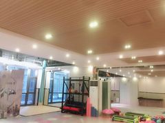 -思迈威健身(积玉桥万达店)