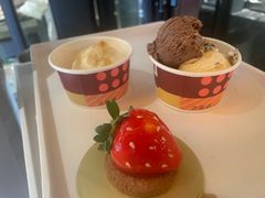 -雍容荟帝王蟹活龙虾展台自助(IFS黑金店)