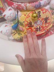 -洛伊科技抗衰护肤中心