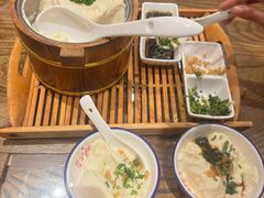 -鱼满舱·鲜活海鲜·正宗鲁菜