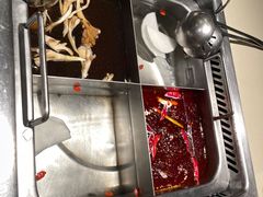 牛油麻辣锅底-海底捞火锅(上元大街店)