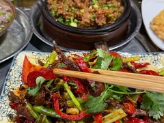 -乐山食古香跷脚牛肉