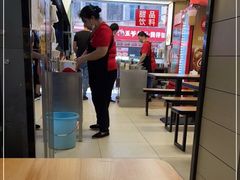 -江三王记牛杂馆(总店)