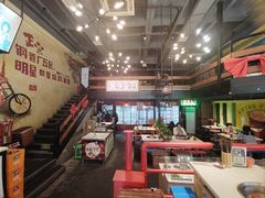 -钢管厂五区小郡肝串串香火锅(梅川路店)