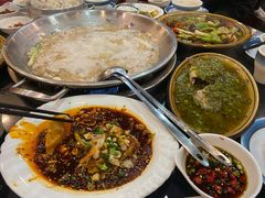-老来福·非遗酸汤兔(凯旋路店)