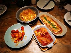 -蜜桃餐厅·伴山(湖滨商业街店)