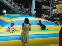 -蒙特利亲子乐园