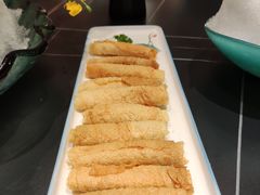 -鼎泰亨·海鲜牛肉餐厅(滨江店)